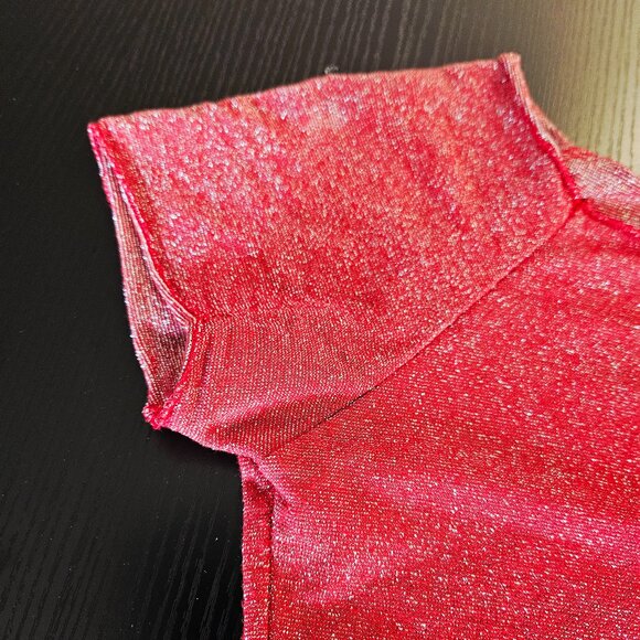3/$15 sparkly red t-shirt - Picture 3 of 4
